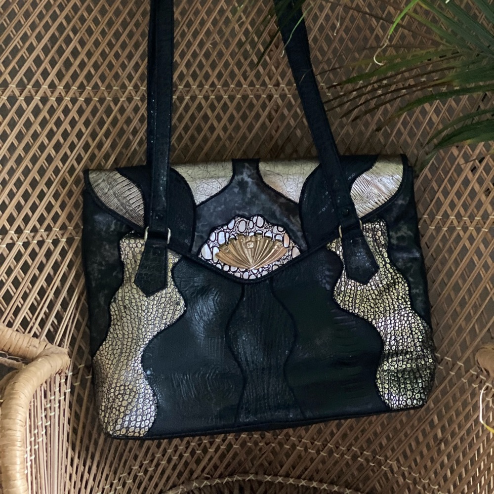 Vintage large faux leather NAS purse